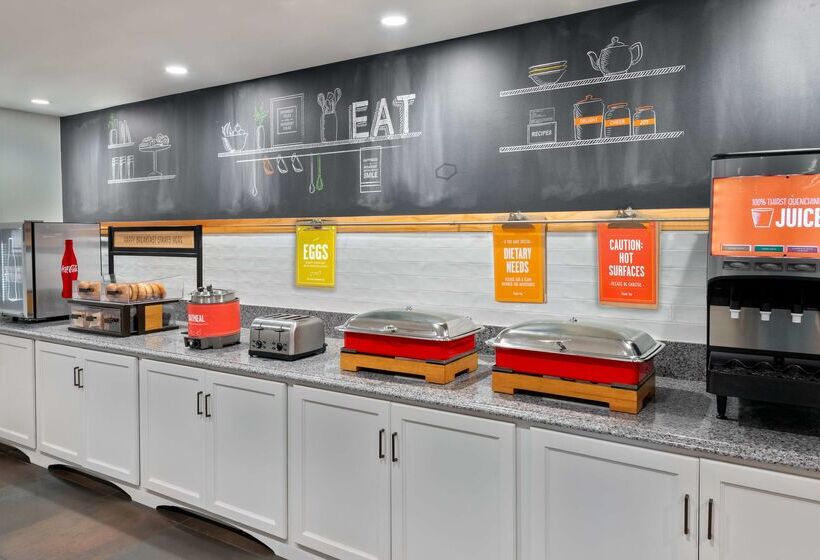 هتل Hampton Inn Hartford/airport