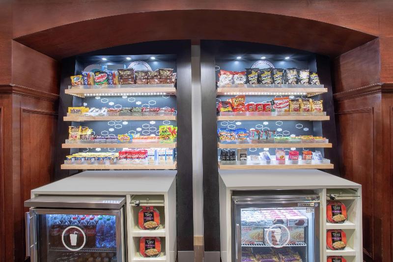 هتل Hampton Inn Hartford/airport