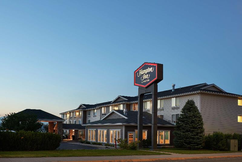 هتل Hampton Inn Helena