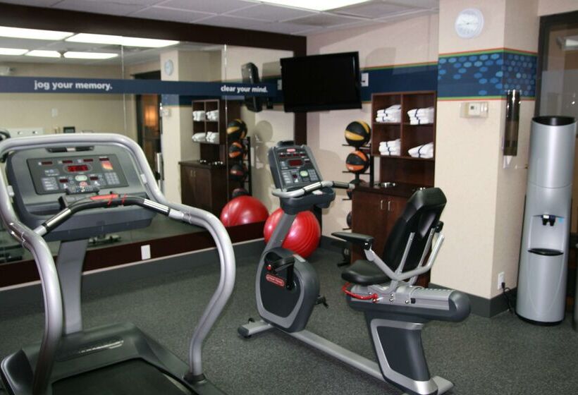 فندق Hampton Inn Hillsville