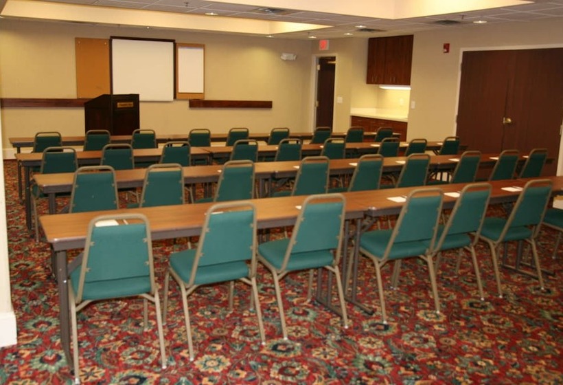 فندق Hampton Inn Hillsville