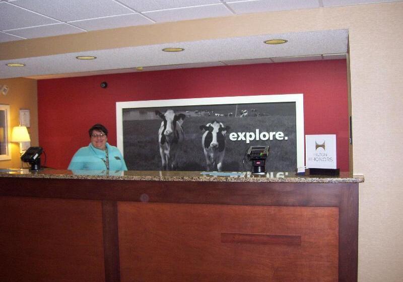 酒店 Hampton Inn Hillsville