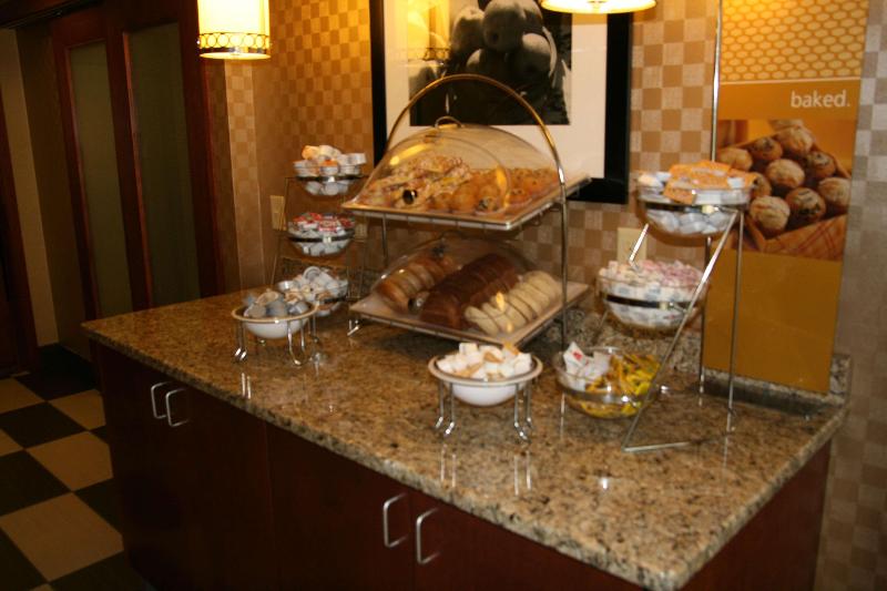 فندق Hampton Inn Hillsville