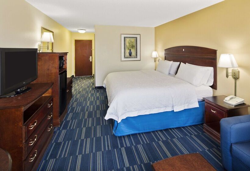 فندق Hampton Inn Hinesville