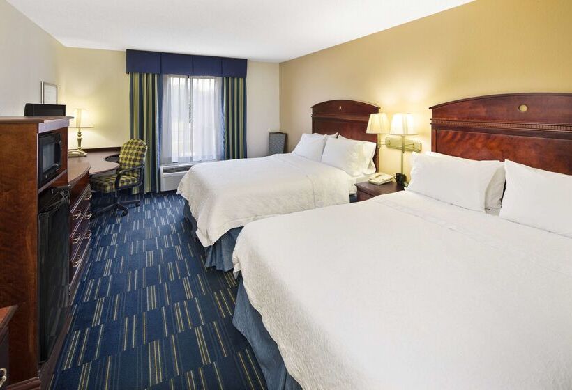 فندق Hampton Inn Hinesville