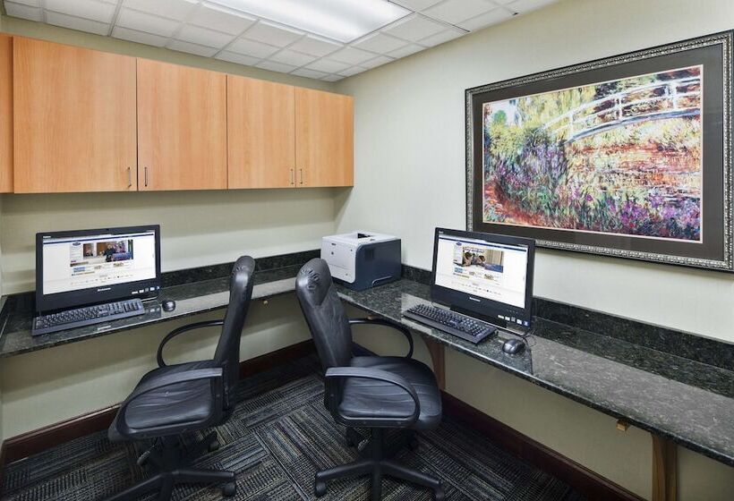 فندق Hampton Inn Hinesville