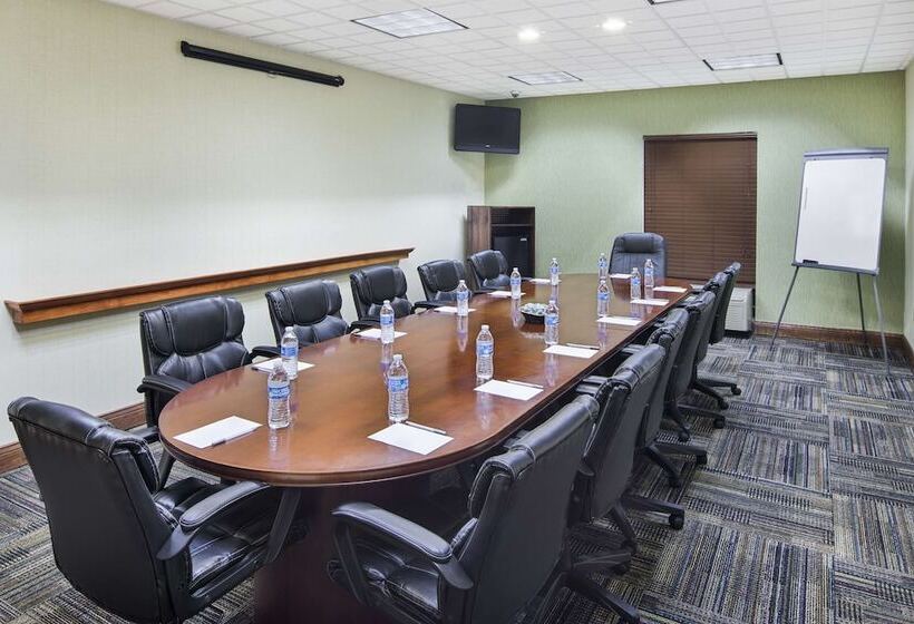 فندق Hampton Inn Hinesville