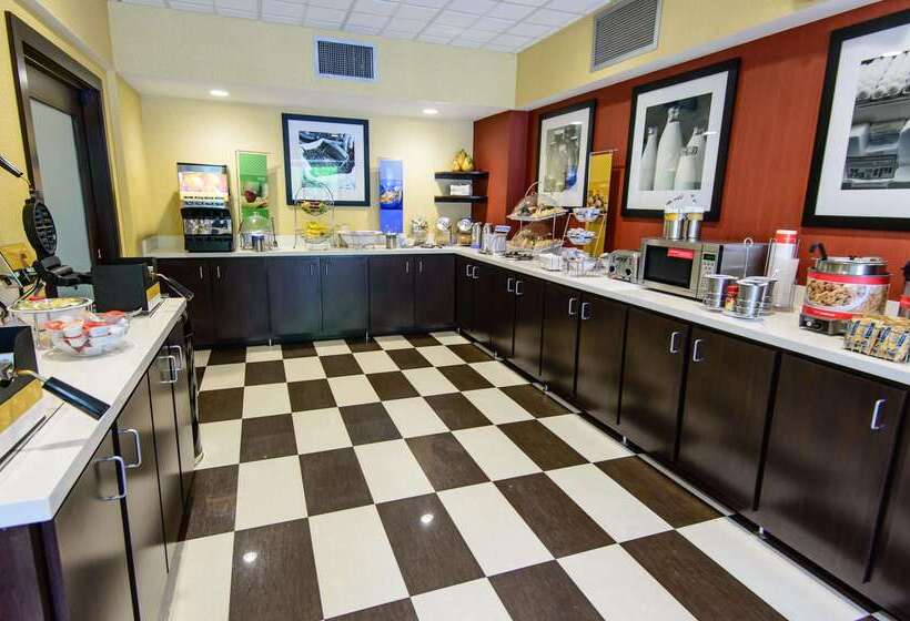 فندق Hampton Inn Houstonpearland