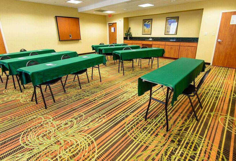 فندق Hampton Inn Houstonpearland