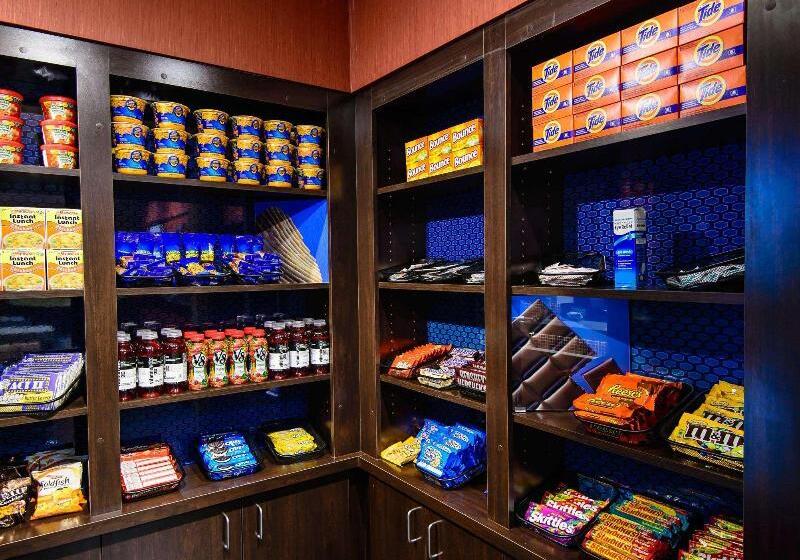 هتل Hampton Inn Houstonpearland