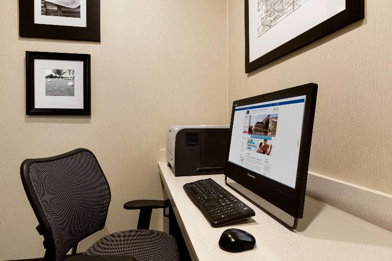 בית מלון כפרי Hampton Inn Houstonwillowbrook Mall