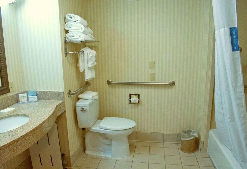 فندق Hampton Inn Ithaca