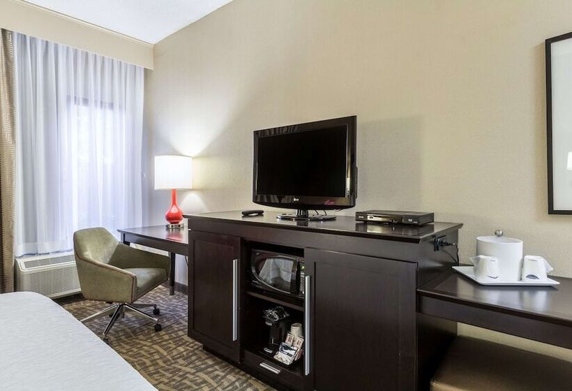 فندق Hampton Inn Jackson/pearlinternational Airport