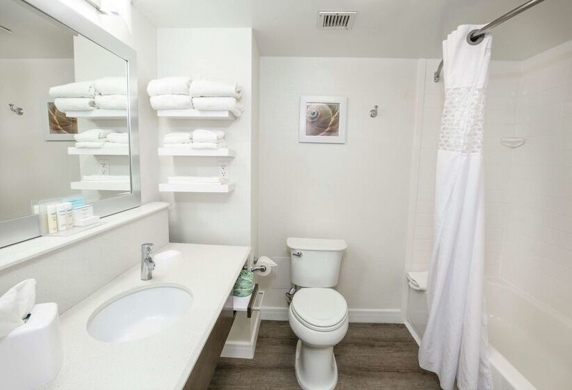 فندق Hampton Inn Jacksonville East Regency Square