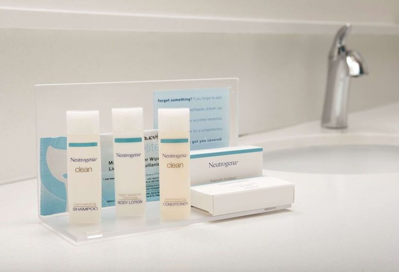 בית מלון כפרי Hampton Inn Kansas City The Legends