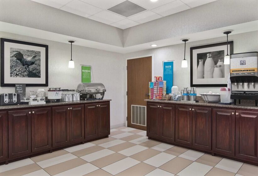 فندق Hampton Inn Lagrange Near Callaway Gardens