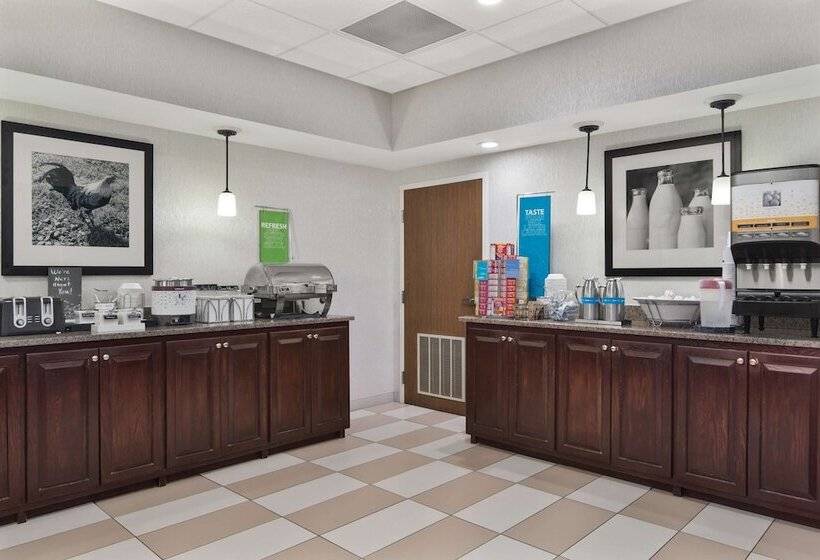 فندق Hampton Inn Lagrange Near Callaway Gardens