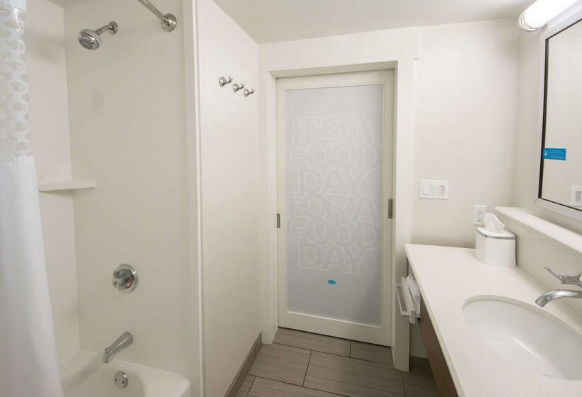 فندق Hampton Inn Lakeland