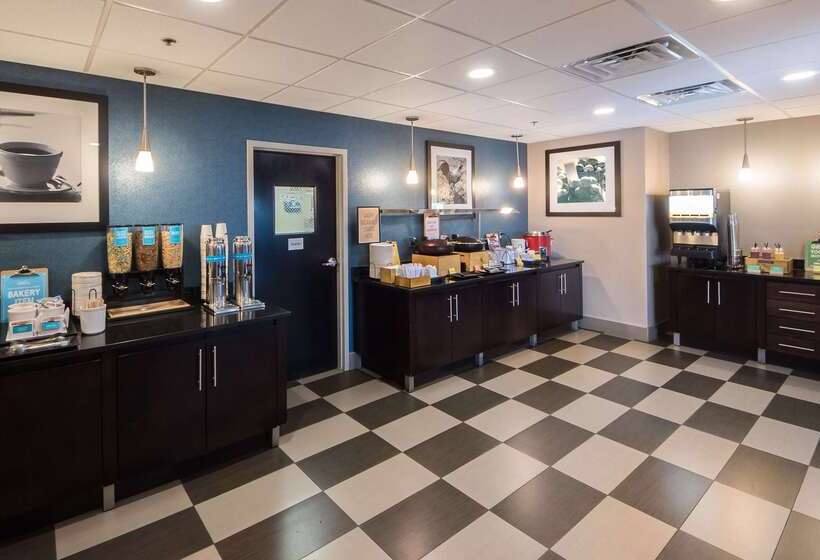 فندق Hampton Inn Lakeland