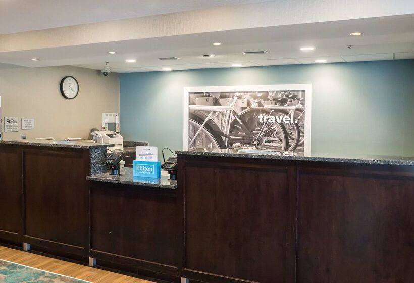 فندق Hampton Inn Lakeland