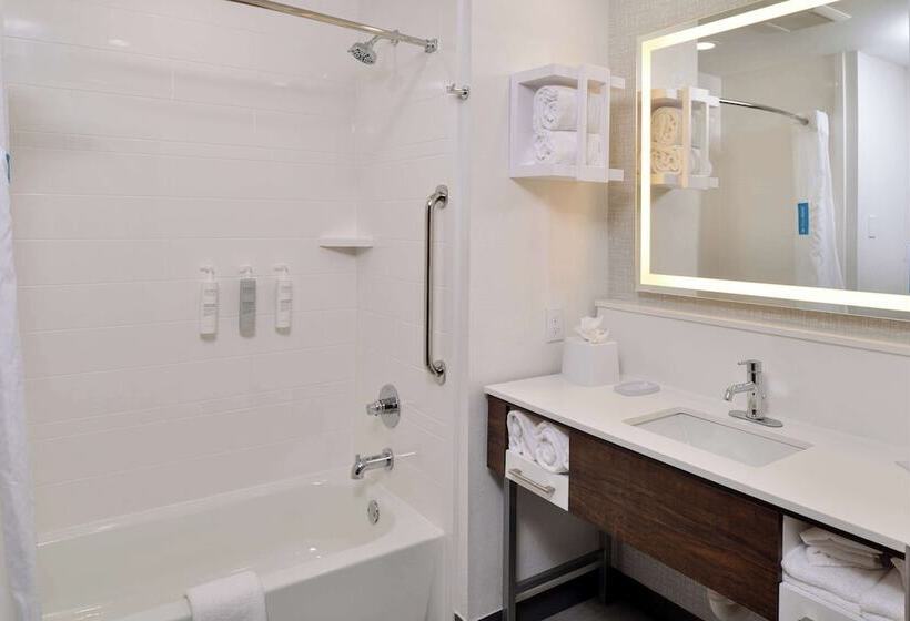 فندق Hampton Inn Laplace