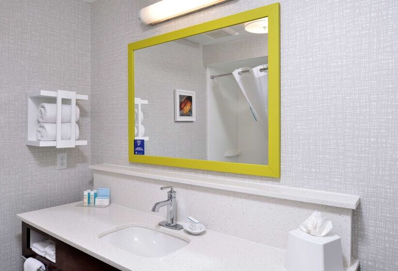 فندق Hampton Inn Laporte In