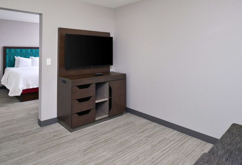 فندق Hampton Inn Laporte In