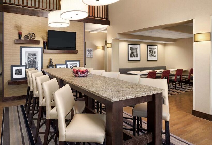酒店 Hampton Inn Lawrence