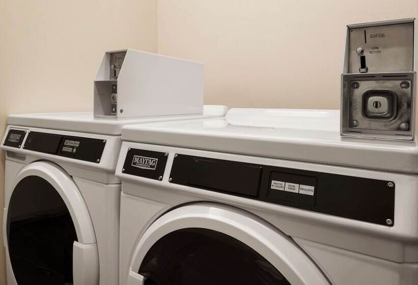 酒店 Hampton Inn Lawrence