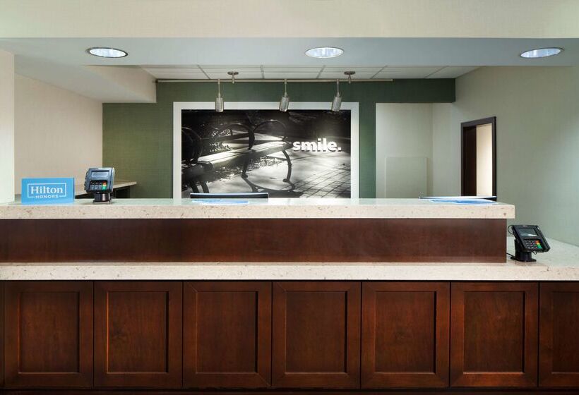 فندق Hampton Inn Lawrenceville