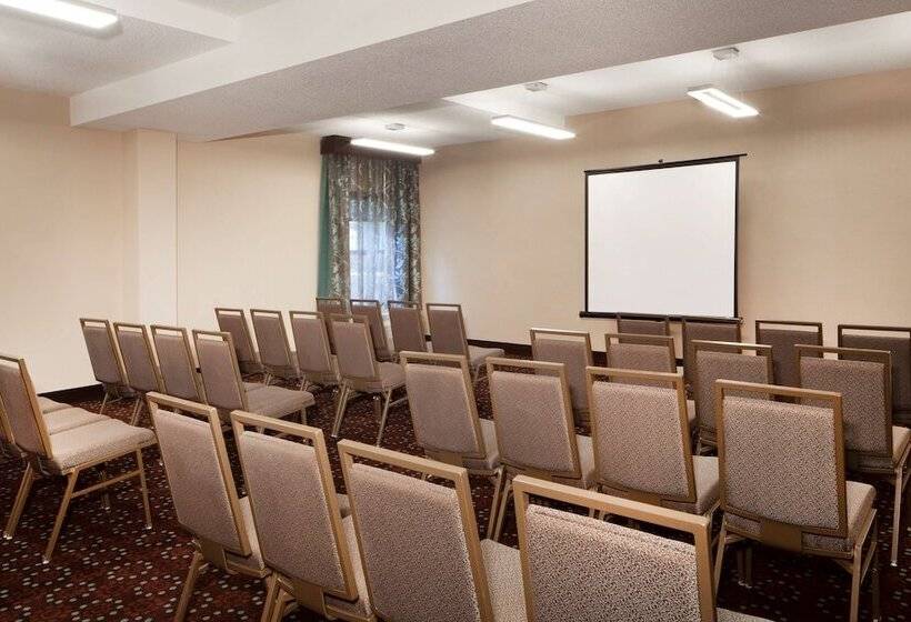 فندق Hampton Inn Lawrenceville