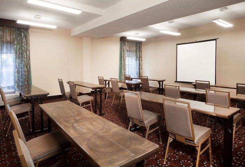 فندق Hampton Inn Lawrenceville