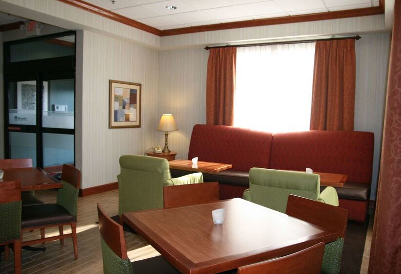 호텔 Hampton Inn Lebanon