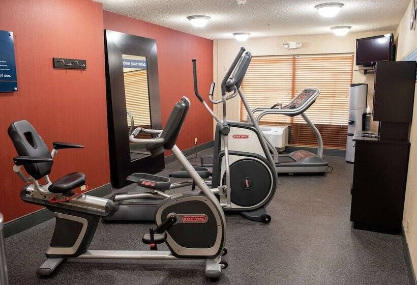 호텔 Hampton Inn Lebanon