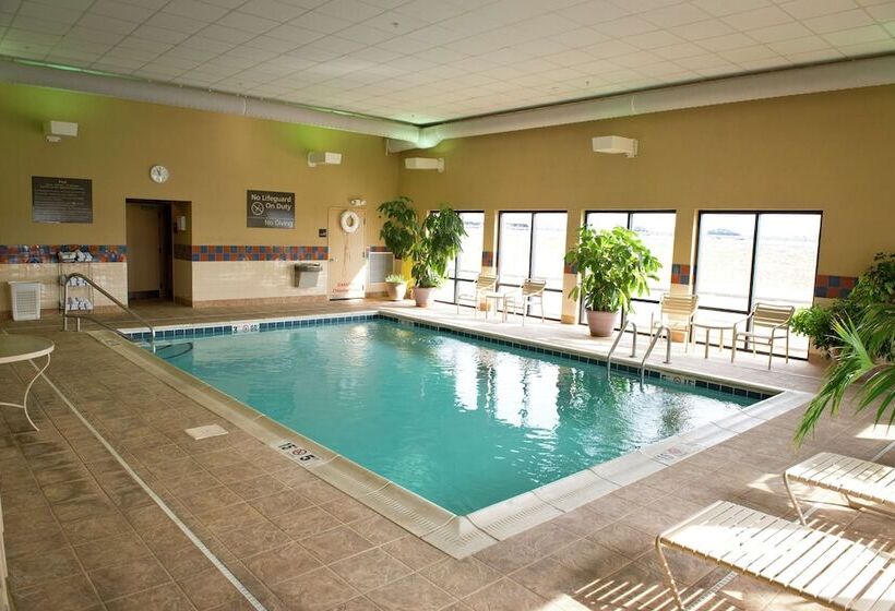 호텔 Hampton Inn Lebanon