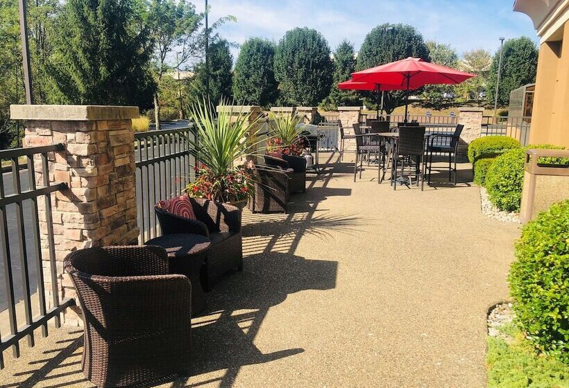 فندق Hampton Inn Lewisburg