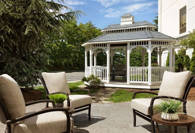 هتل Hampton Inn Long Island  Brookhaven