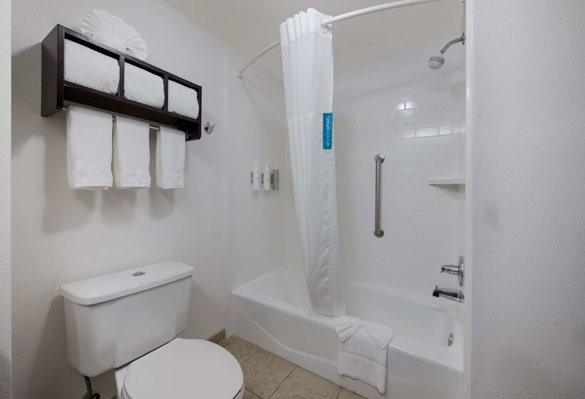 فندق Hampton Inn Marshall