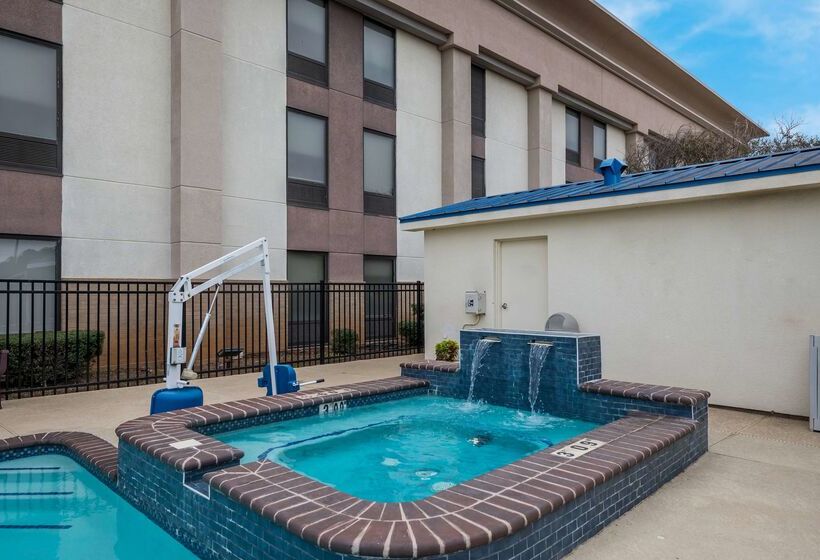 فندق Hampton Inn Marshall