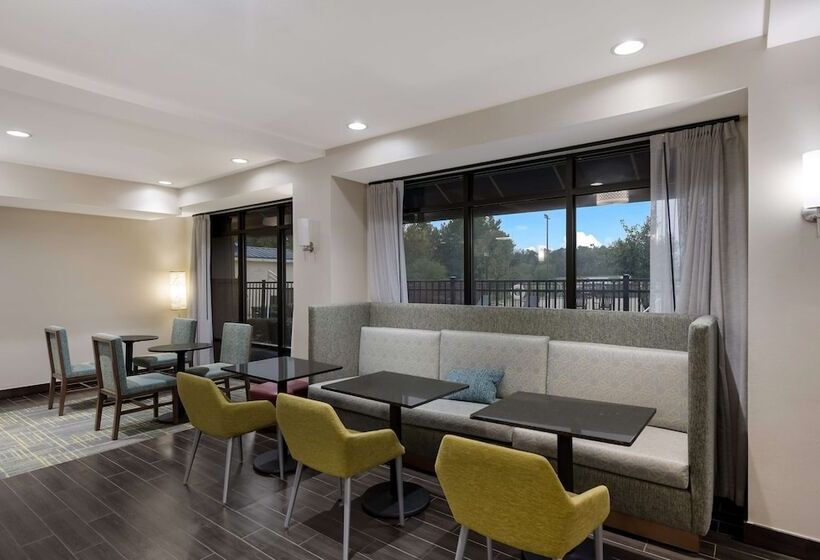 فندق Hampton Inn Marshall