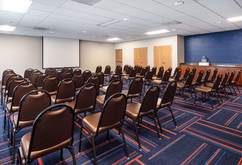 בית מלון כפרי Hampton Inn Medford