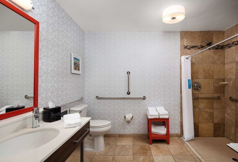 בית מלון כפרי Hampton Inn Medford