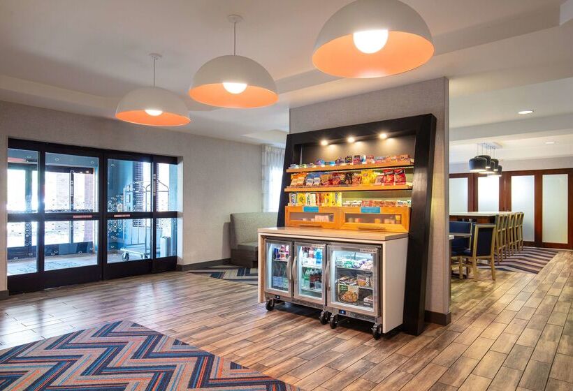 בית מלון כפרי Hampton Inn Medford