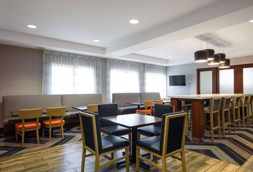 בית מלון כפרי Hampton Inn Medford