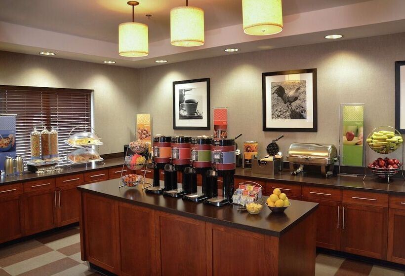 בית מלון כפרי Hampton Inn Medford