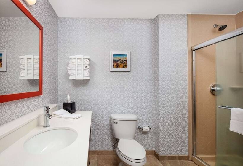 בית מלון כפרי Hampton Inn Medford