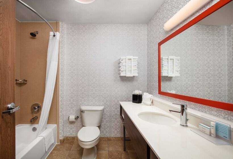 בית מלון כפרי Hampton Inn Medford