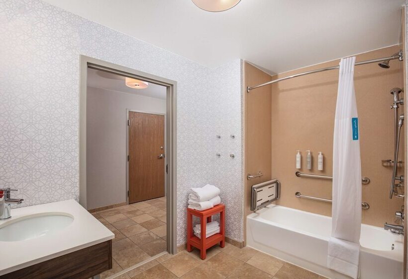 בית מלון כפרי Hampton Inn Medford