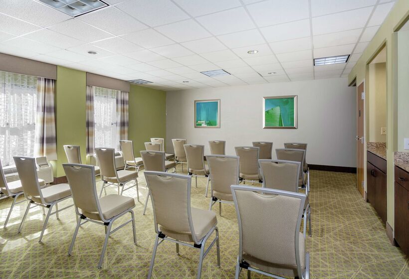 فندق Hampton Inn Melbourne