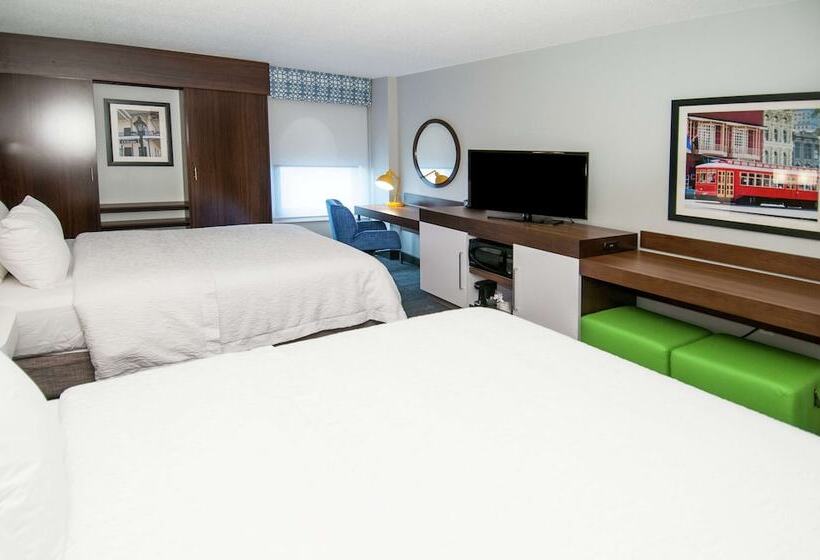 هتل Hampton Inn Metairie